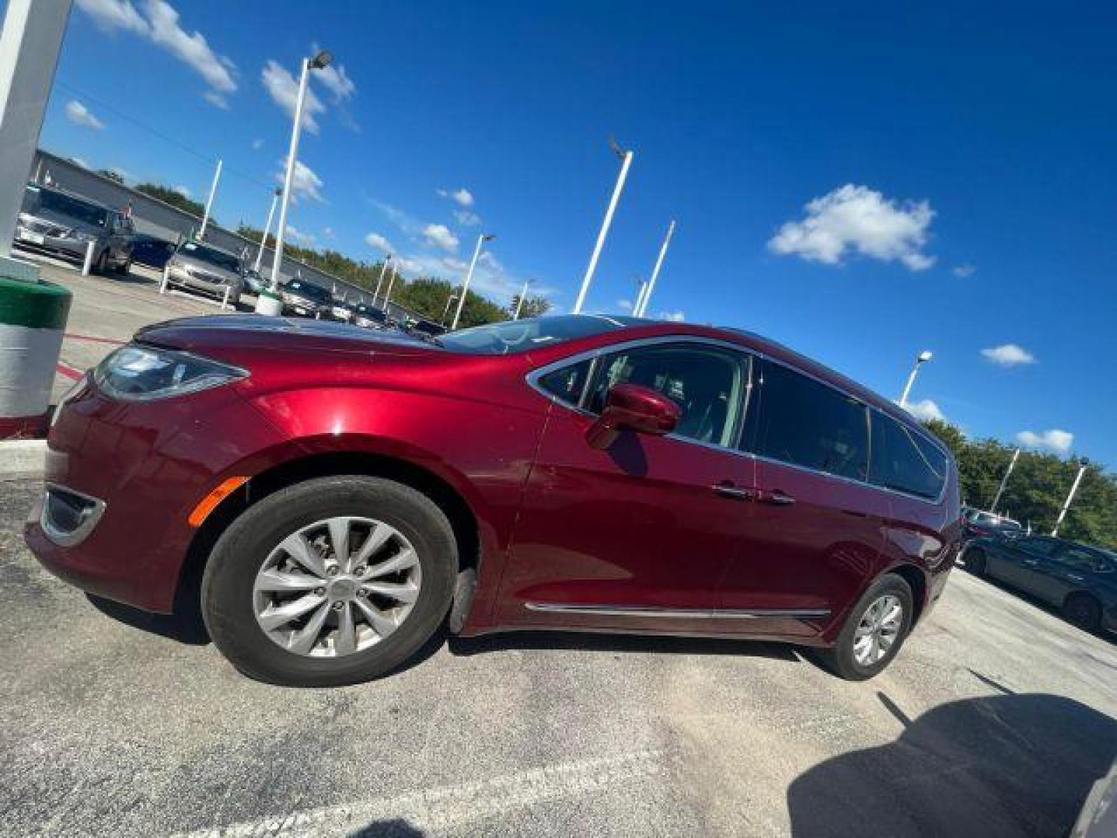 2019 Chrysler Pacifica Touring-L (2C4RC1BGXKR) with an 3.6L V6 DOHC 24V engine, 9-Speed Automatic transmission, located at 4545 Spencer Hwy., Pasadena, 77504, (832) 266-1645, 29.666037, -95.173775 - Photo #0