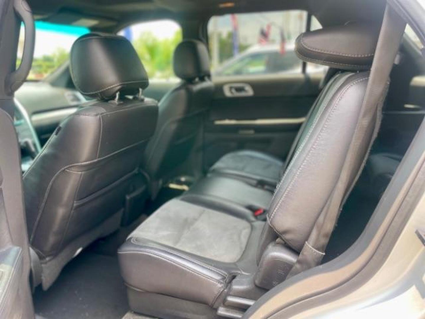 2015 Ingot Silver Metallic Ford Explorer XLT FWD (1FM5K7D80FG) with an 3.5L V6 DOHC 24V engine, 6-Speed Automatic transmission, located at 4545 Spencer Hwy., Pasadena, 77504, (832) 266-1645, 29.666037, -95.173775 - Photo#11