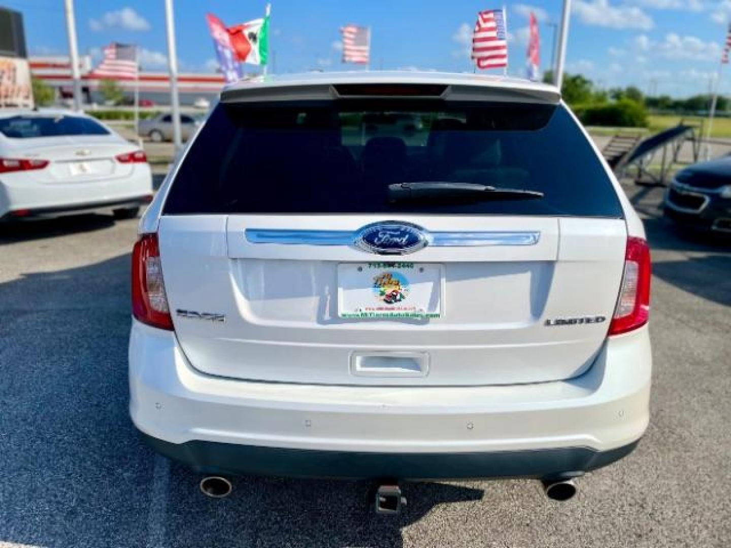 2011 White Platinum Tricoat Metallic Ford Edge Limited FWD (2FMDK3KC8BB) with an 3.5L V6 DOHC 24V engine, 6-Speed Automatic transmission, located at 4545 Spencer Hwy., Pasadena, 77504, (832) 266-1645, 29.666037, -95.173775 - Photo#3