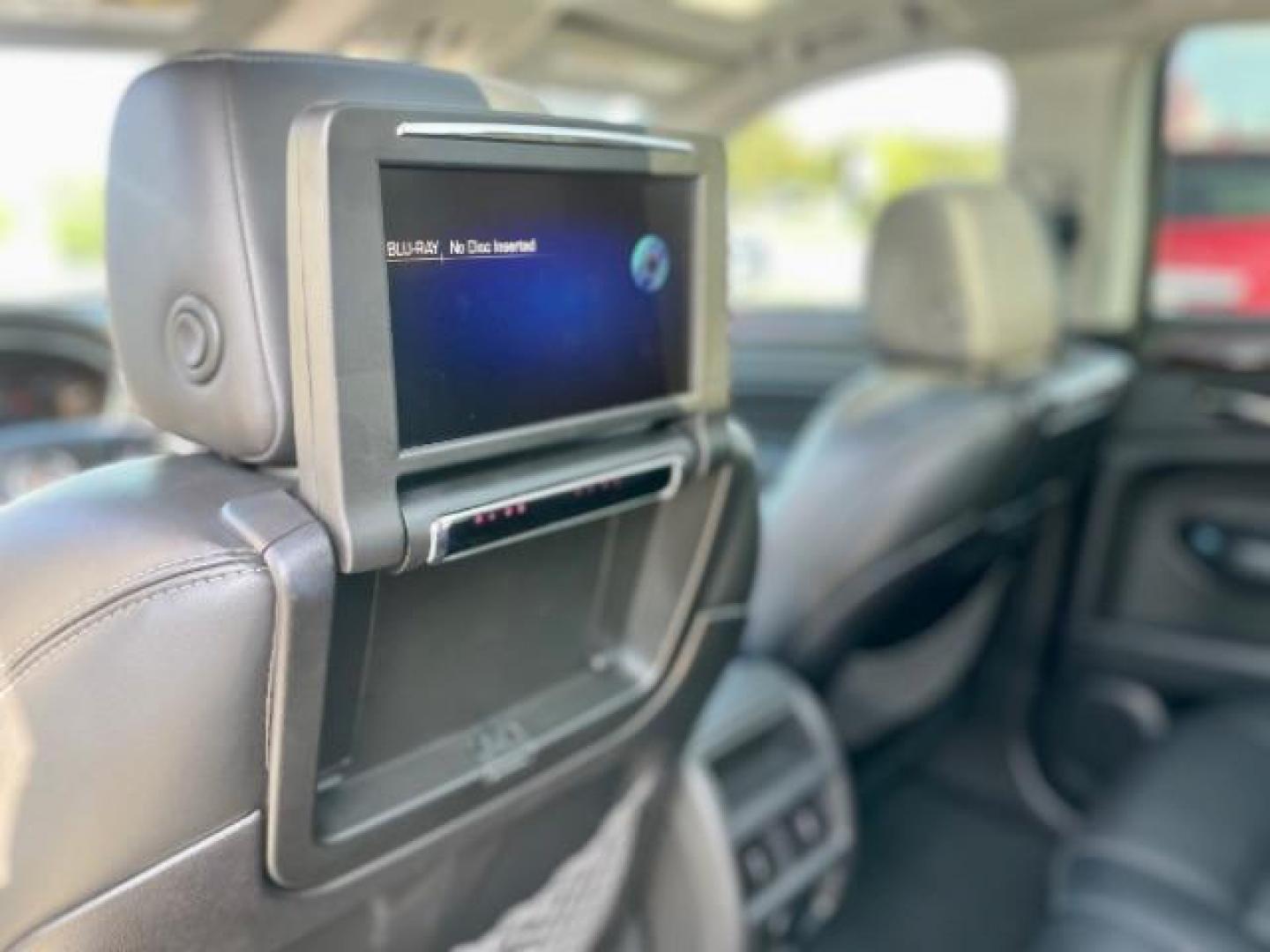 2015 Platinum Ice Tricoat /Ebony/Ebony Accents Cadillac SRX Luxury Collection FWD (3GYFNBE32FS) with an 3.6L V6 DOHC 24V FFV engine, 6-Speed Automatic transmission, located at 4545 Spencer Hwy., Pasadena, 77504, (832) 266-1645, 29.666037, -95.173775 - Photo#19