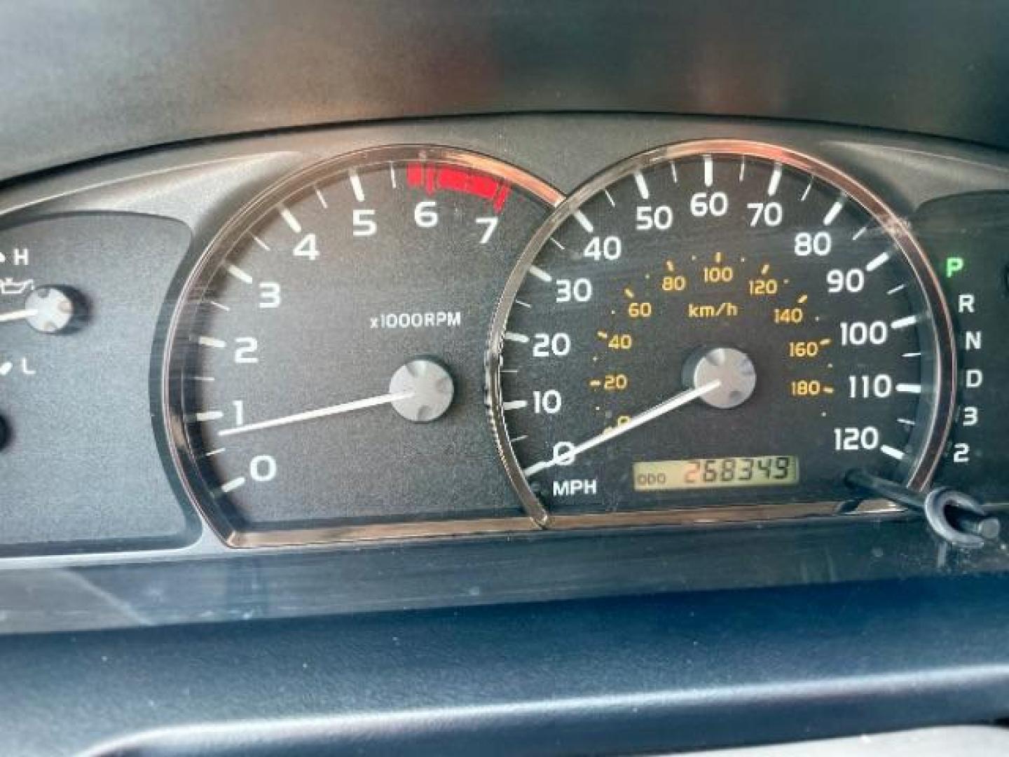 2007 Natural White /Light Charcoal Leather Interior Toyota Sequoia SR5 2WD (5TDZT34A57S) with an 4.7L V8 DOHC 32V engine, 5-Speed Automatic transmission, located at 4545 Spencer Hwy., Pasadena, 77504, (832) 266-1645, 29.666037, -95.173775 - Photo#10
