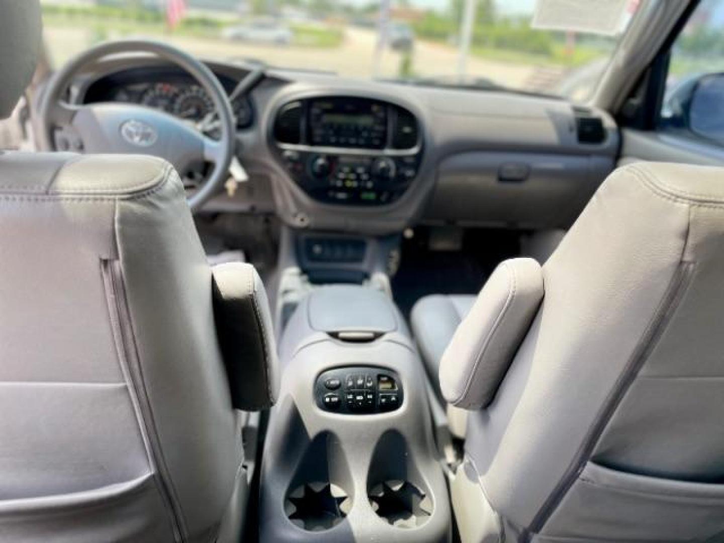 2007 Natural White /Light Charcoal Leather Interior Toyota Sequoia SR5 2WD (5TDZT34A57S) with an 4.7L V8 DOHC 32V engine, 5-Speed Automatic transmission, located at 4545 Spencer Hwy., Pasadena, 77504, (832) 266-1645, 29.666037, -95.173775 - Photo#5