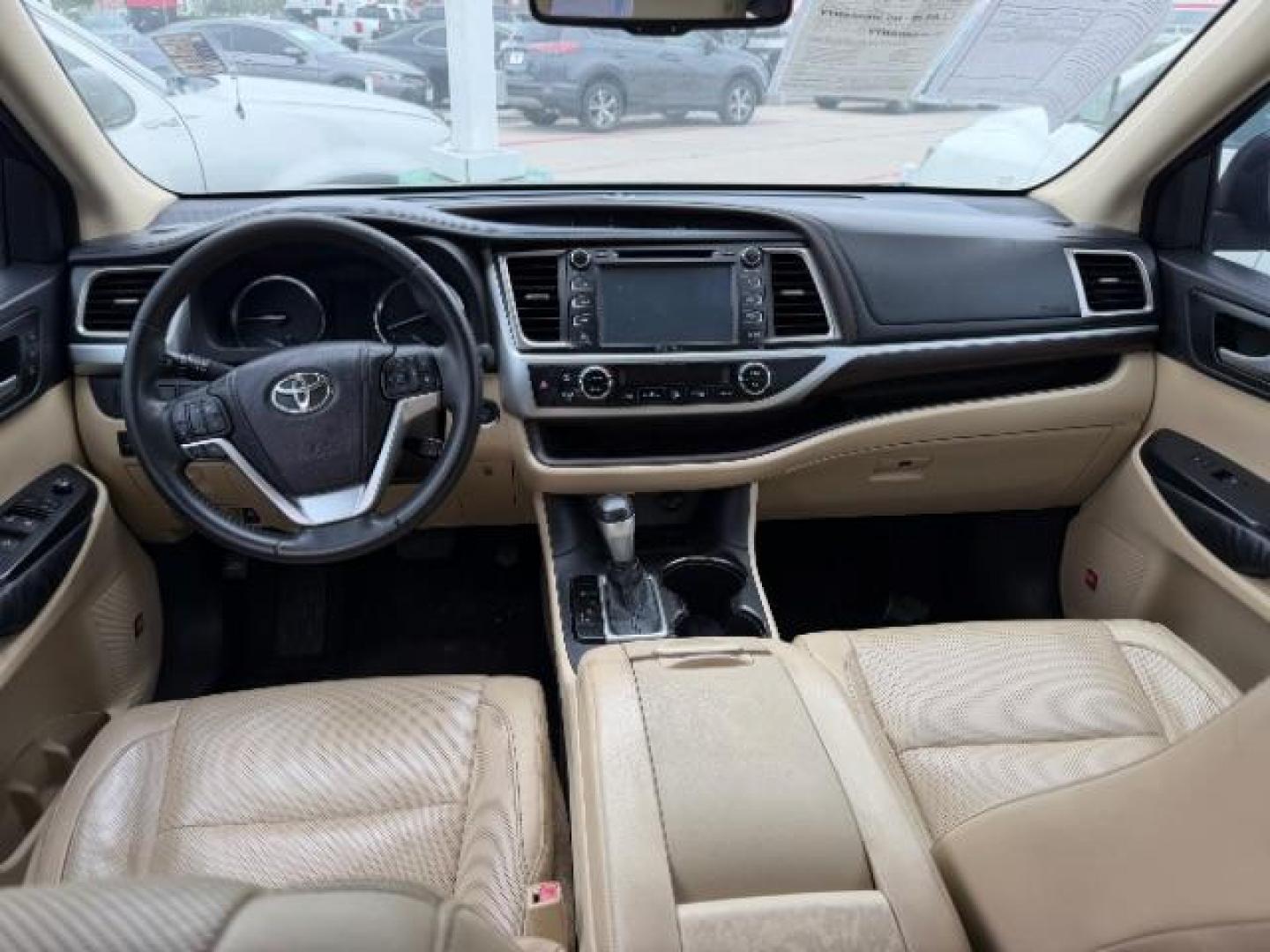 2015 Attitude Black Metal Toyota Highlander Limited FWD V6 (5TDYKRFH4FS) with an 3.5L V6 DOHC 24V engine, 6-Speed Automatic transmission, located at 4545 Spencer Hwy., Pasadena, 77504, (832) 266-1645, 29.666037, -95.173775 - Photo#6