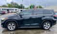 2015 Attitude Black Metal Toyota Highlander Limited FWD V6 (5TDYKRFH4FS) with an 3.5L V6 DOHC 24V engine, 6-Speed Automatic transmission, located at 4545 Spencer Hwy., Pasadena, 77504, (832) 266-1645, 29.666037, -95.173775 - Photo#2