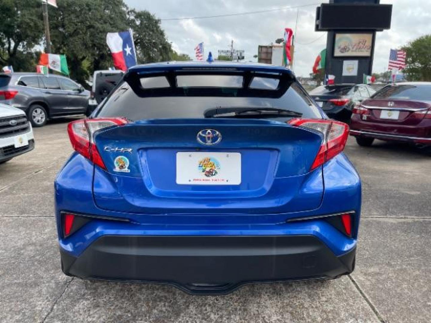 2018 BLUE Toyota C-HR XLE (NMTKHMBX5JR) with an 2.0L L4 DOHC 16V engine, Continuously Variable Transmission transmission, located at 7935 Gulf Freeway, Houston, 77017, (832) 266-1645, 29.684393, -95.275665 - Photo#4