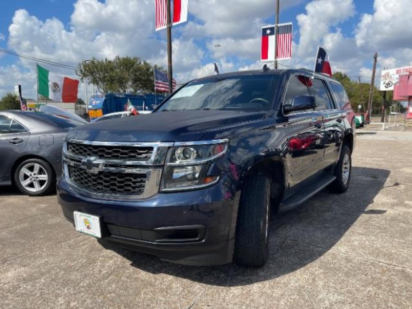 2017 Blue Velvet Metallic Chevrolet Tahoe LT 2WD (1GNSCBKC7HR) with an 5.3L V8 OHV 16V engine, 6-Speed Automatic transmission, located at 7935 Gulf Freeway, Houston, 77017, (832) 266-1645, 29.684393, -95.275665 - Photo#2