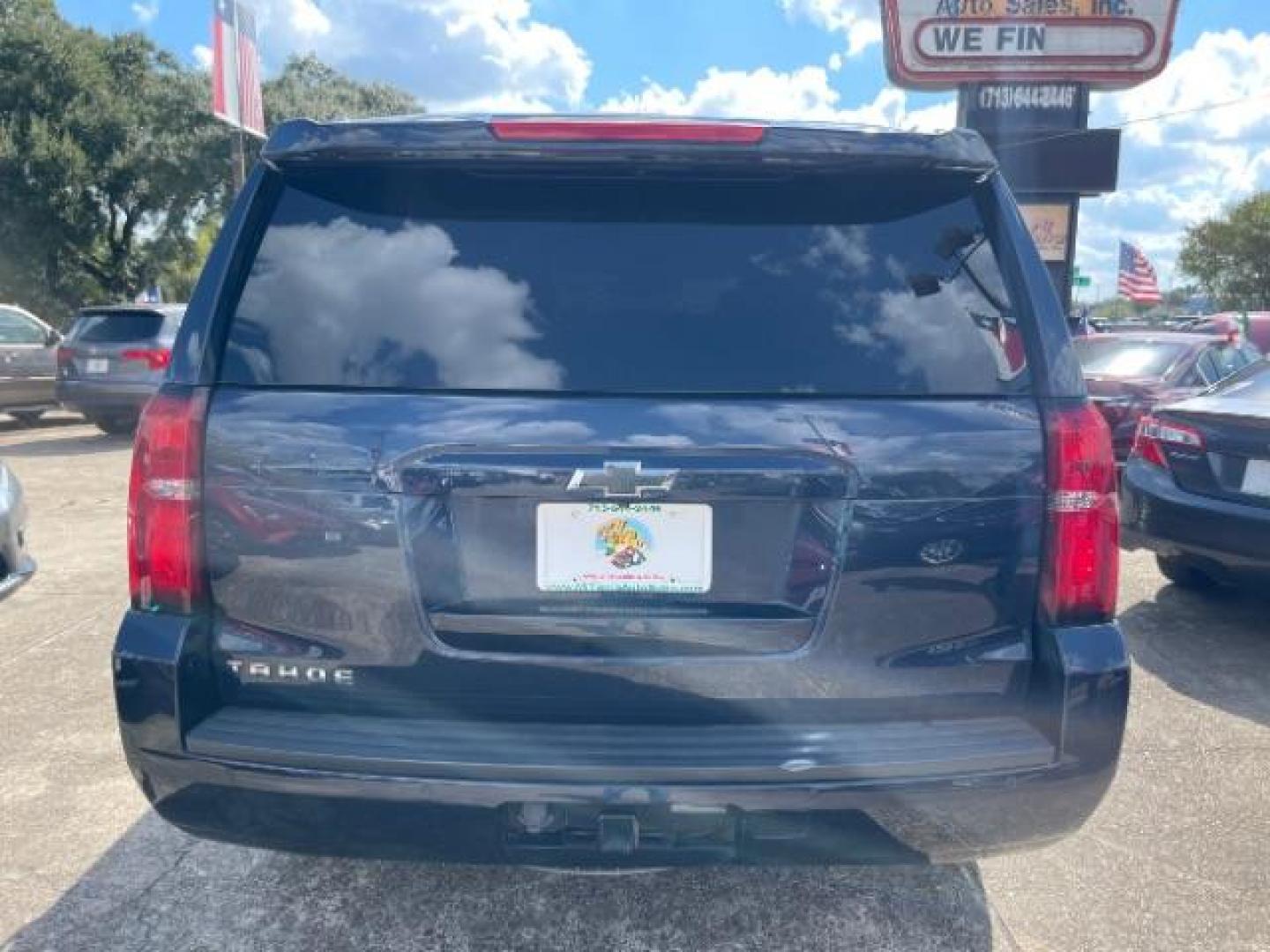 2017 Blue Velvet Metallic Chevrolet Tahoe LT 2WD (1GNSCBKC7HR) with an 5.3L V8 OHV 16V engine, 6-Speed Automatic transmission, located at 7935 Gulf Freeway, Houston, 77017, (832) 266-1645, 29.684393, -95.275665 - Photo#5