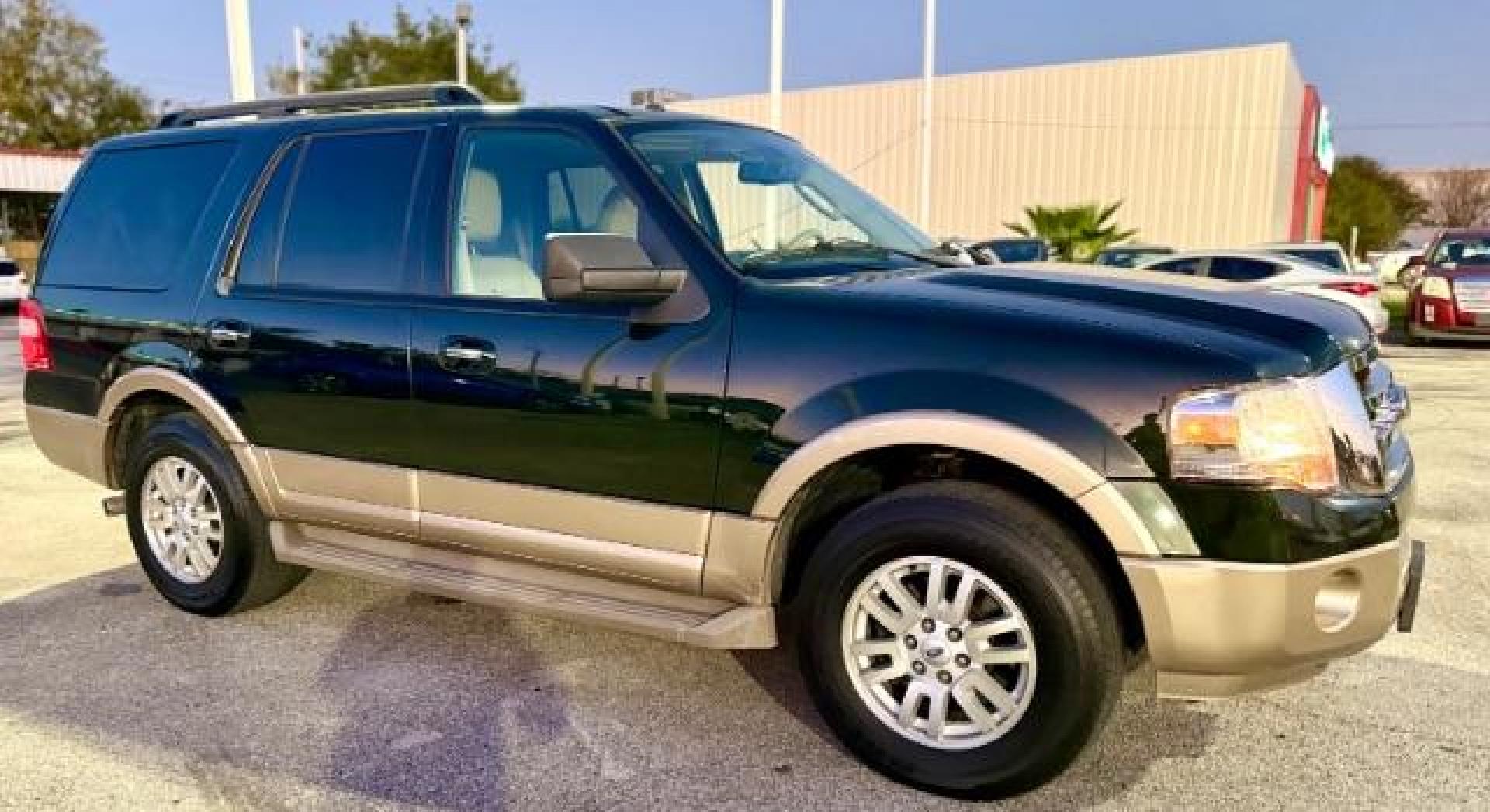 2014 Green Gem Metallic Ford Expedition King Ranch 2WD (1FMJU1H56EE) with an 5.4L V8 SOHC 16V FFV engine, 6-Speed Automatic transmission, located at 4545 Spencer Hwy., Pasadena, 77504, (832) 266-1645, 29.666037, -95.173775 - Photo#0