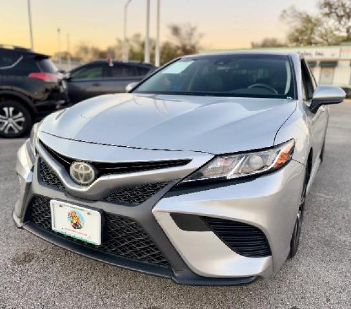 2018 Celestial Silver Met /Black, leatherette/c Toyota Camry SE (JTNB11HK0J3) with an 2.5L L4 DOHC 16V engine, 8-Speed Automatic transmission, located at 4545 Spencer Hwy., Pasadena, 77504, (832) 266-1645, 29.666037, -95.173775 - Photo#2