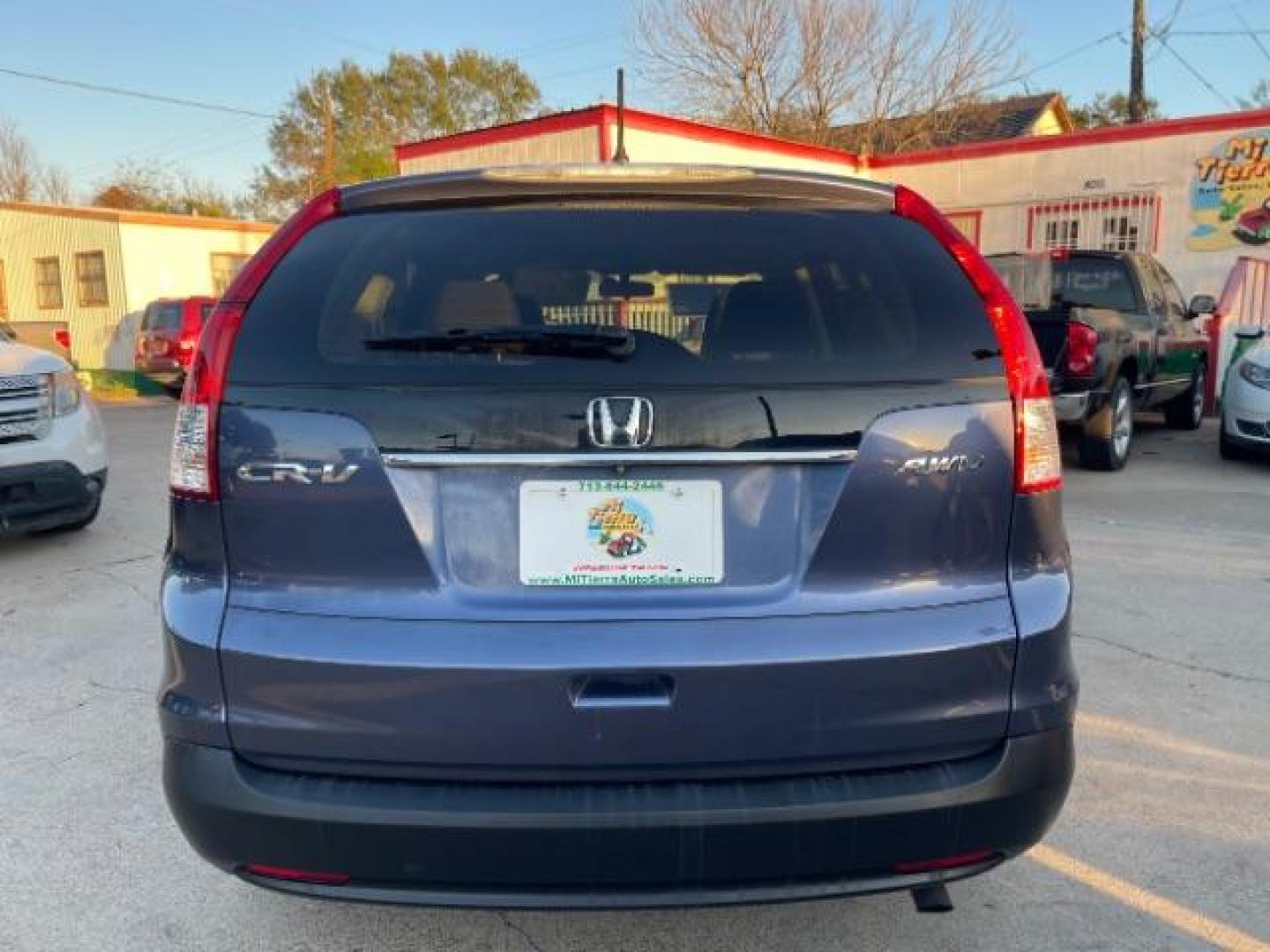 2014 Twilight Blue Metallic /Gray Honda CR-V EX (2HKRM4H52EH) with an 2.4L I-4 DOHC engine, AUTOMATIC transmission, located at 7935 Gulf Freeway, Houston, 77017, (832) 266-1645, 29.684393, -95.275665 - Photo#5