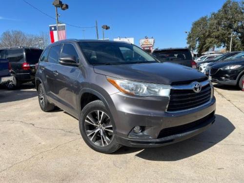 2016 TOYOTA HIGHLANDER XLE
