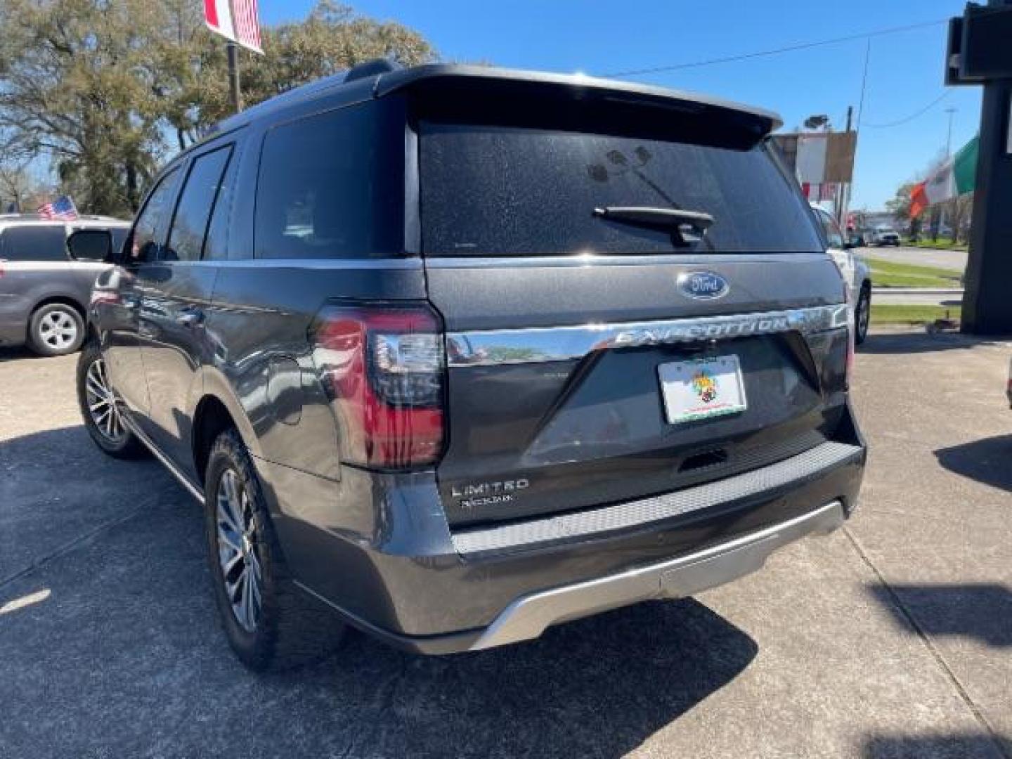 2018 Magnetic Metallic Ford Expedition Limited (1FMJU1KT1JE) with an EcoBoost 3.5L V-6 gasoline direct injection engine, AUTO. 6 SPD transmission, located at 7935 Gulf Freeway, Houston, 77017, (832) 266-1645, 29.684393, -95.275665 - Photo#6