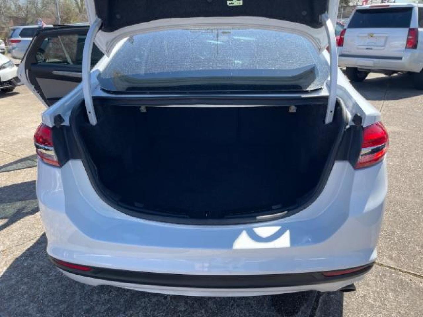 2018 Oxford White Ford Fusion S (3FA6P0G7XJR) with an Duratec 2.5L I-4 DOHC engine, AUTO. 6-SPD transmission, located at 7935 Gulf Freeway, Houston, 77017, (832) 266-1645, 29.684393, -95.275665 - Photo#11
