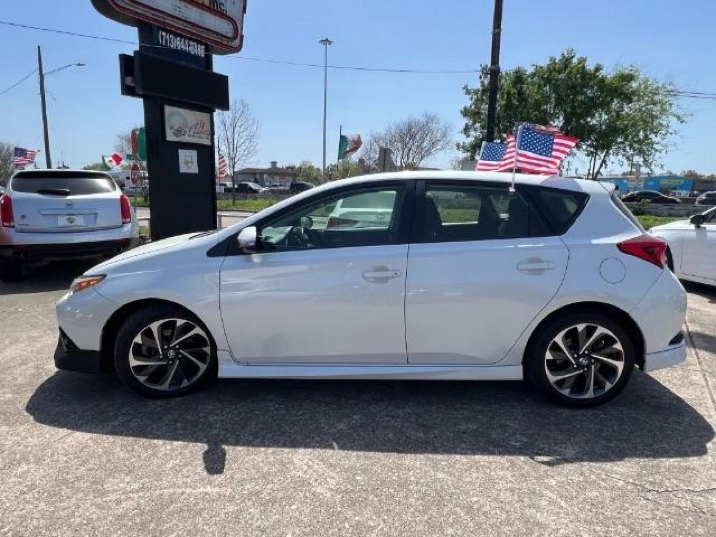 2016 Blizzard Pearl White Scion iM Hatchback 4D (JTNKARJE5GJ) with an 4-Cyl, 1.8 Liter engine, Auto, CVTi-S Sport Seq transmission, located at 7935 Gulf Freeway, Houston, 77017, (832) 266-1645, 29.684393, -95.275665 - Photo#3