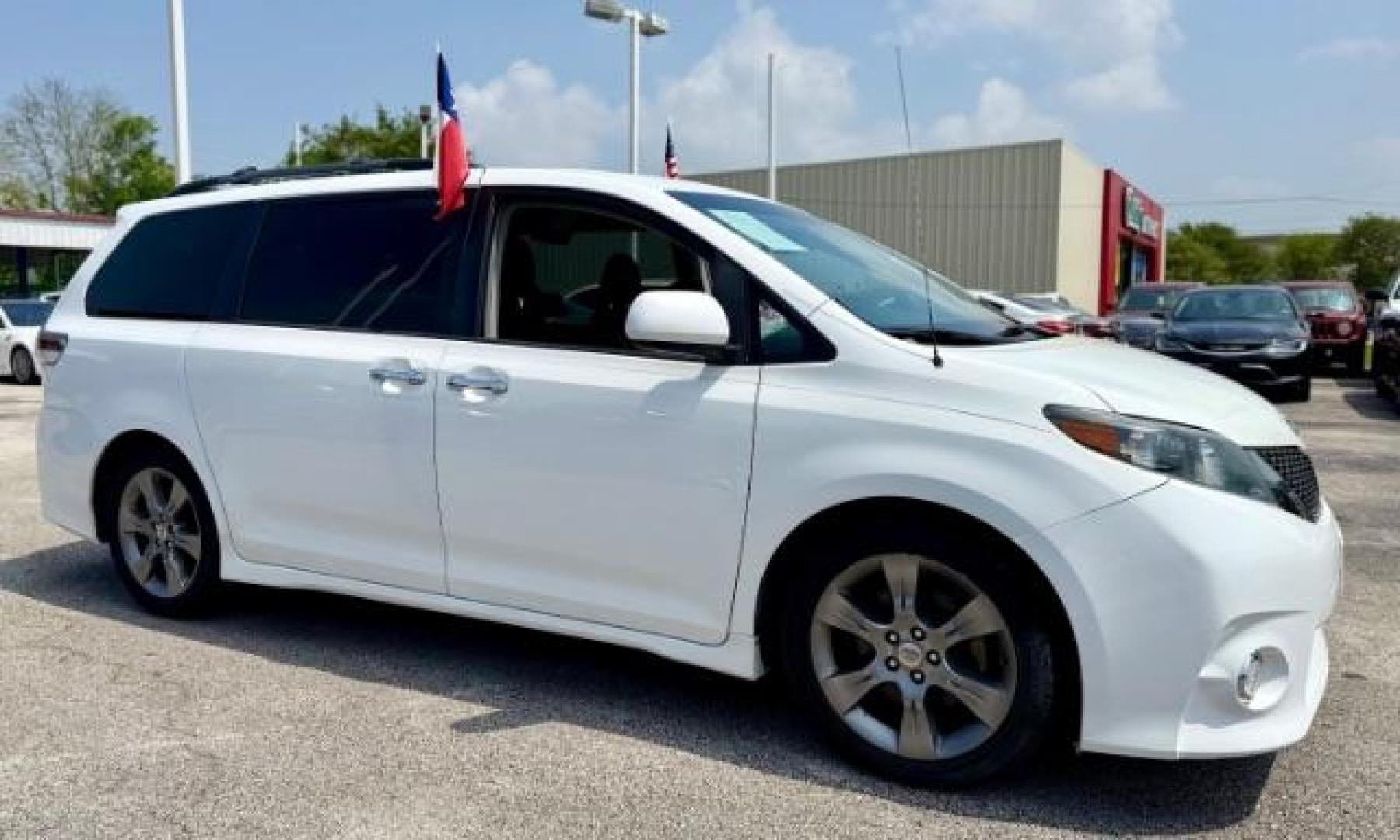 2014 Super White /Light Gray Toyota Sienna FWD 7-Passenger V6 (5TDXK3DC4ES) with an 3.5L V6 EFI DOHC 24V engine, 5-Speed Automatic transmission, located at 4545 Spencer Hwy., Pasadena, 77504, (832) 266-1645, 29.666037, -95.173775 - Photo#1