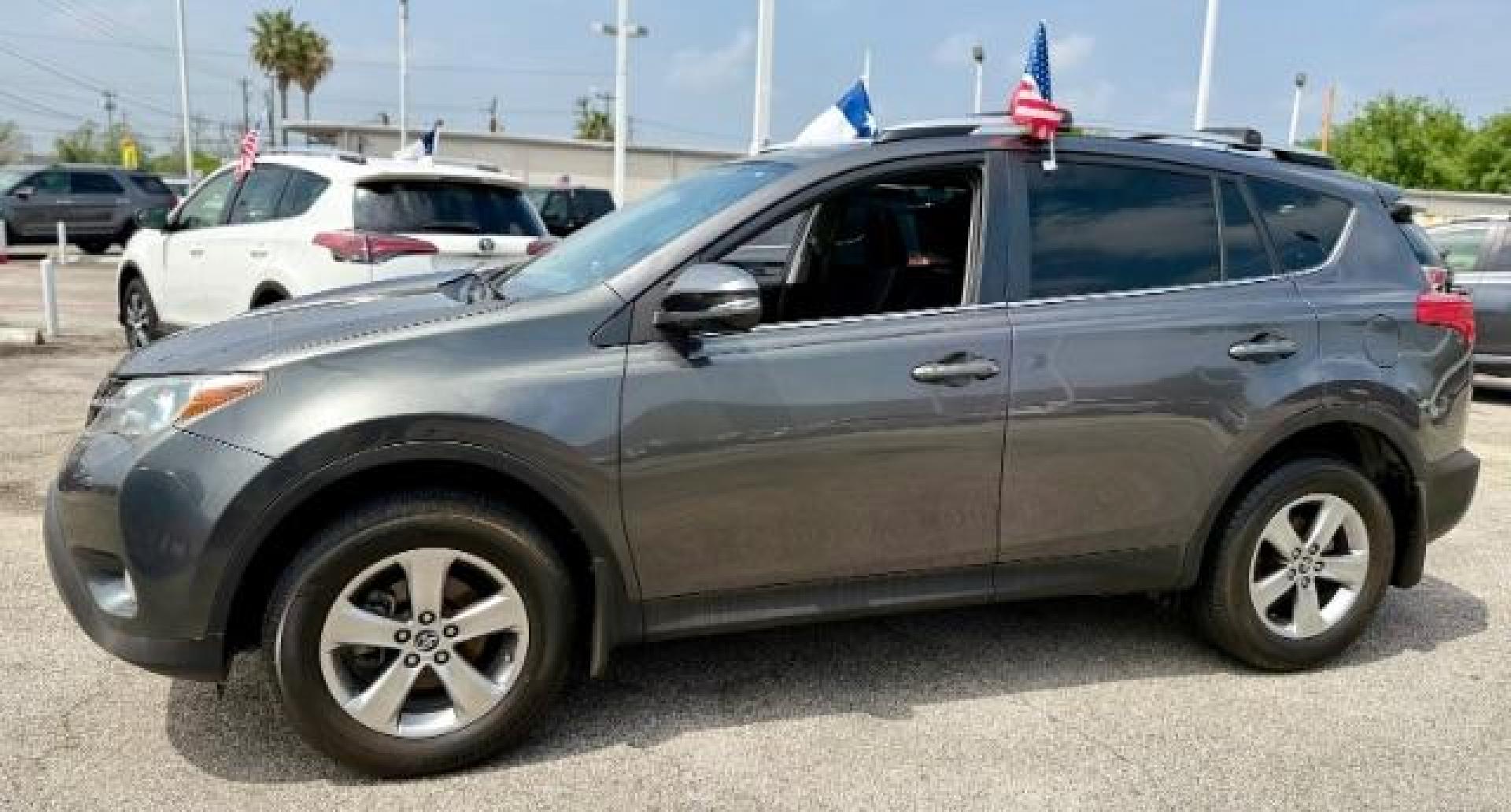 2015 Magnetic Gray Metallic /BLACK TOYOTA RAV4 XLE (2T3WFREVOFW) with an 2.5 L engine, AUTO transmission, located at 4545 Spencer Hwy., Pasadena, 77504, (832) 266-1645, 29.666037, -95.173775 - Photo#1