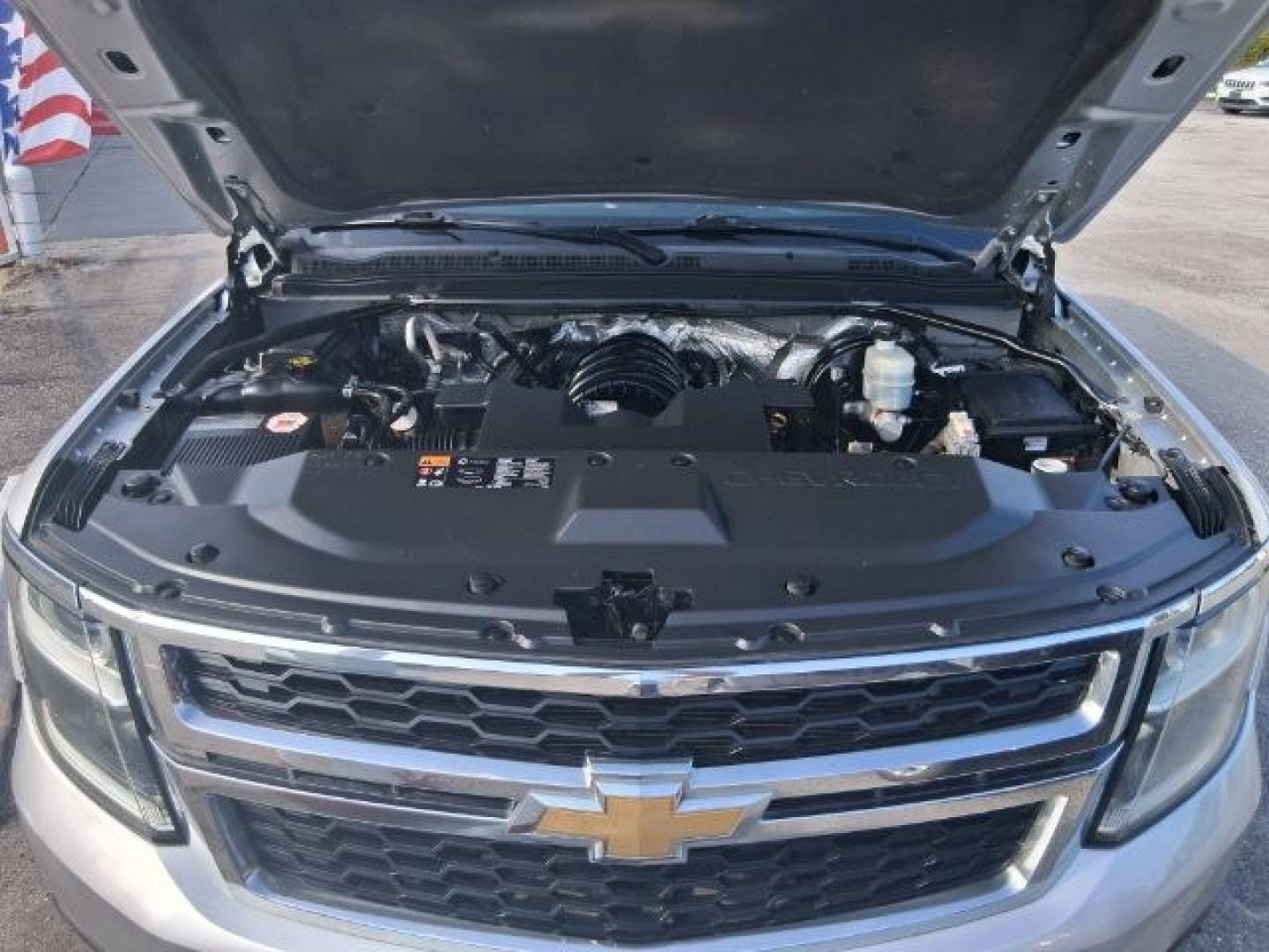 2015 Silver Ice Metallic /Jet Black Chevrolet Tahoe LT (1GNSKBKC9FR) with an EcoTec3 5.3L V-8 gas engine, located at 4545 Spencer Hwy., Pasadena, 77504, (832) 266-1645, 29.666037, -95.173775- Photo#6