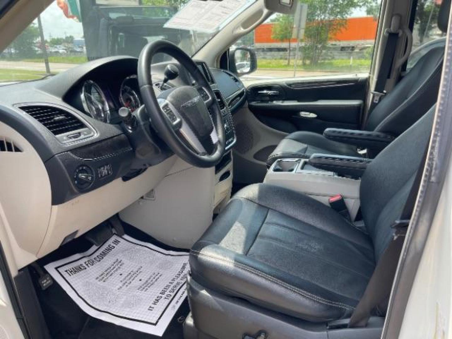2013 Stone White Clearcoat Chrysler Town and Country Touring (2C4RC1BG5DR) with an Pentastar 3.6L V-6 DOHC engine, located at 7935 Gulf Freeway, Houston, 77017, (832) 266-1645, 29.684393, -95.275665 - Photo#8