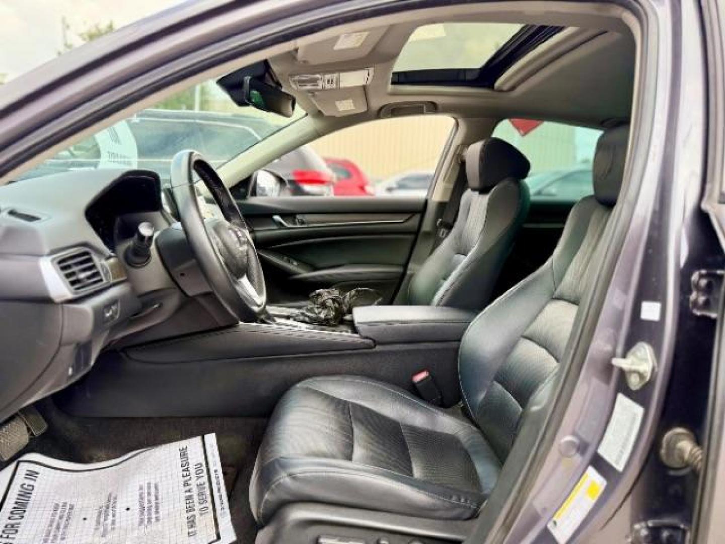2018 Lunar Silver Metalli /Black, leather Honda Accord EX-L CVT (1HGCV1F53JA) with an 1.5L L4 DOHC 16V TUR engine, Continuously Variabl transmission, located at 4545 Spencer Hwy., Pasadena, 77504, (832) 266-1645, 29.666037, -95.173775 - Photo#5