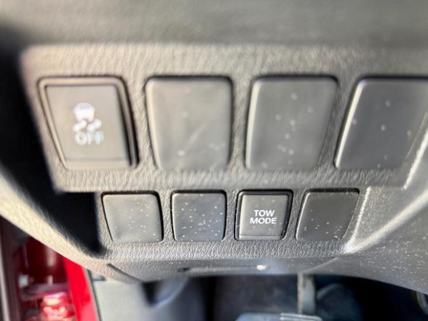 2018 Nissan Pathfinder SV (5N1DR2MM7JC) with an 3.5L V-6 gasoline direct injection engine, located at 4545 Spencer Hwy., Pasadena, 77504, (832) 266-1645, 29.666037, -95.173775 - Photo#12