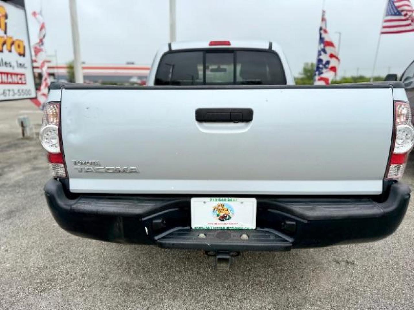 2009 SILVER /GRAY Toyota Tacoma LL (5TETX22N99Z) , located at 4545 Spencer Hwy., Pasadena, 77504, (832) 266-1645, 29.666037, -95.173775 - Photo#2