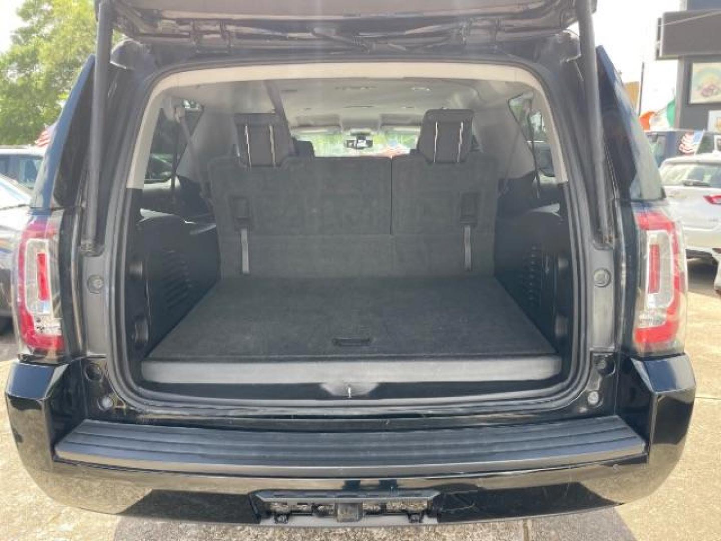 2016 Onyx Black GMC Yukon XL SLE (1GKS1FKC6GR) with an EcoTec3 5.3L V-8 gasoline direct injection engine, located at 7935 Gulf Freeway, Houston, 77017, (832) 266-1645, 29.684393, -95.275665 - Photo#14