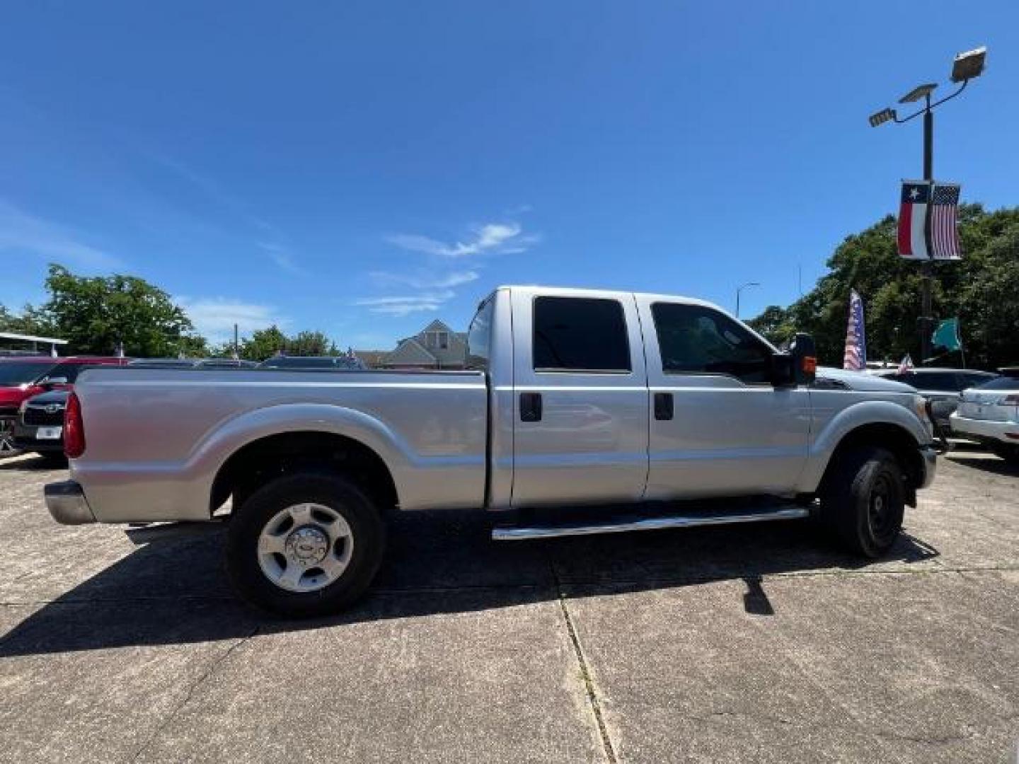2015 Ingot Silver Metallic Ford F-250 SD XLT Crew Cab 4WD (1FT7W2B68FE) with an 6.2L V8 OHV 16V engine, 6-Speed Automatic transmission, located at 7935 Gulf Freeway, Houston, 77017, (832) 266-1645, 29.684393, -95.275665 - Photo#7