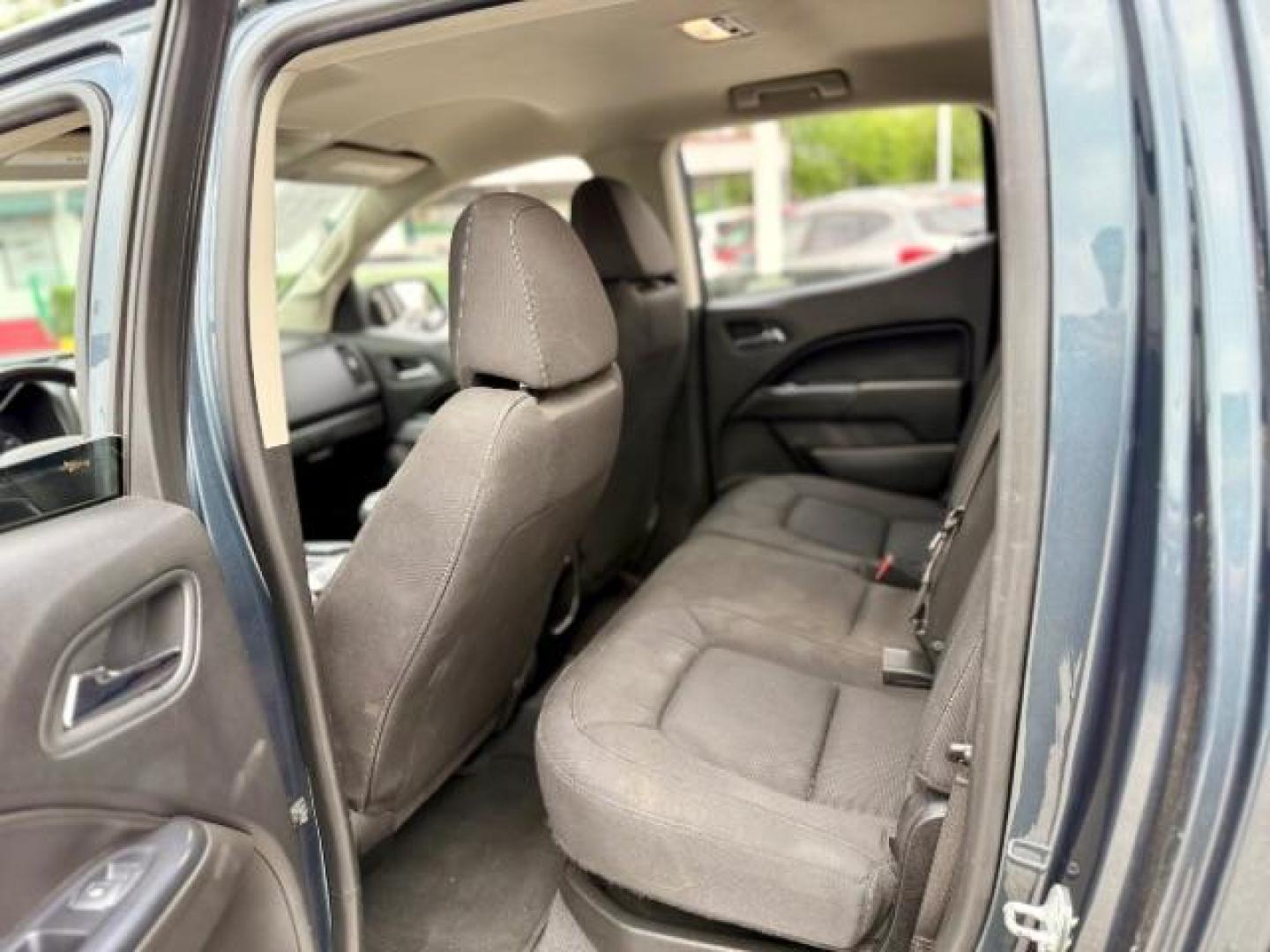 2020 Satin Steel Metallic /Jet Black Chevrolet Colorado 2WD Crew Cab Short Box LT (1GCGSCEA8L1) with an 2.5L I-4 gasoline direct injection engine, located at 4545 Spencer Hwy., Pasadena, 77504, (832) 266-1645, 29.666037, -95.173775 - Photo#7