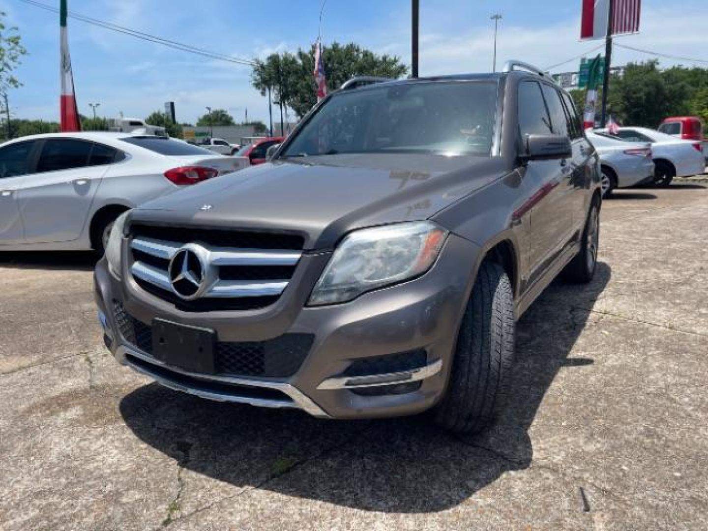 2015 Dolomite Brown Metallic Mercedes-Benz GLK-Class GLK350 (WDCGG5HB7FG) with an 3.5L V6 DOHC 24V engine, 7-Speed Automatic transmission, located at 7935 Gulf Freeway, Houston, 77017, (832) 266-1645, 29.684393, -95.275665 - Photo#2