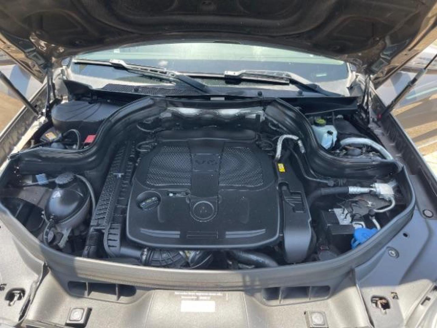 2015 Dolomite Brown Metallic Mercedes-Benz GLK-Class GLK350 (WDCGG5HB7FG) with an 3.5L V6 DOHC 24V engine, 7-Speed Automatic transmission, located at 7935 Gulf Freeway, Houston, 77017, (832) 266-1645, 29.684393, -95.275665 - Photo#15
