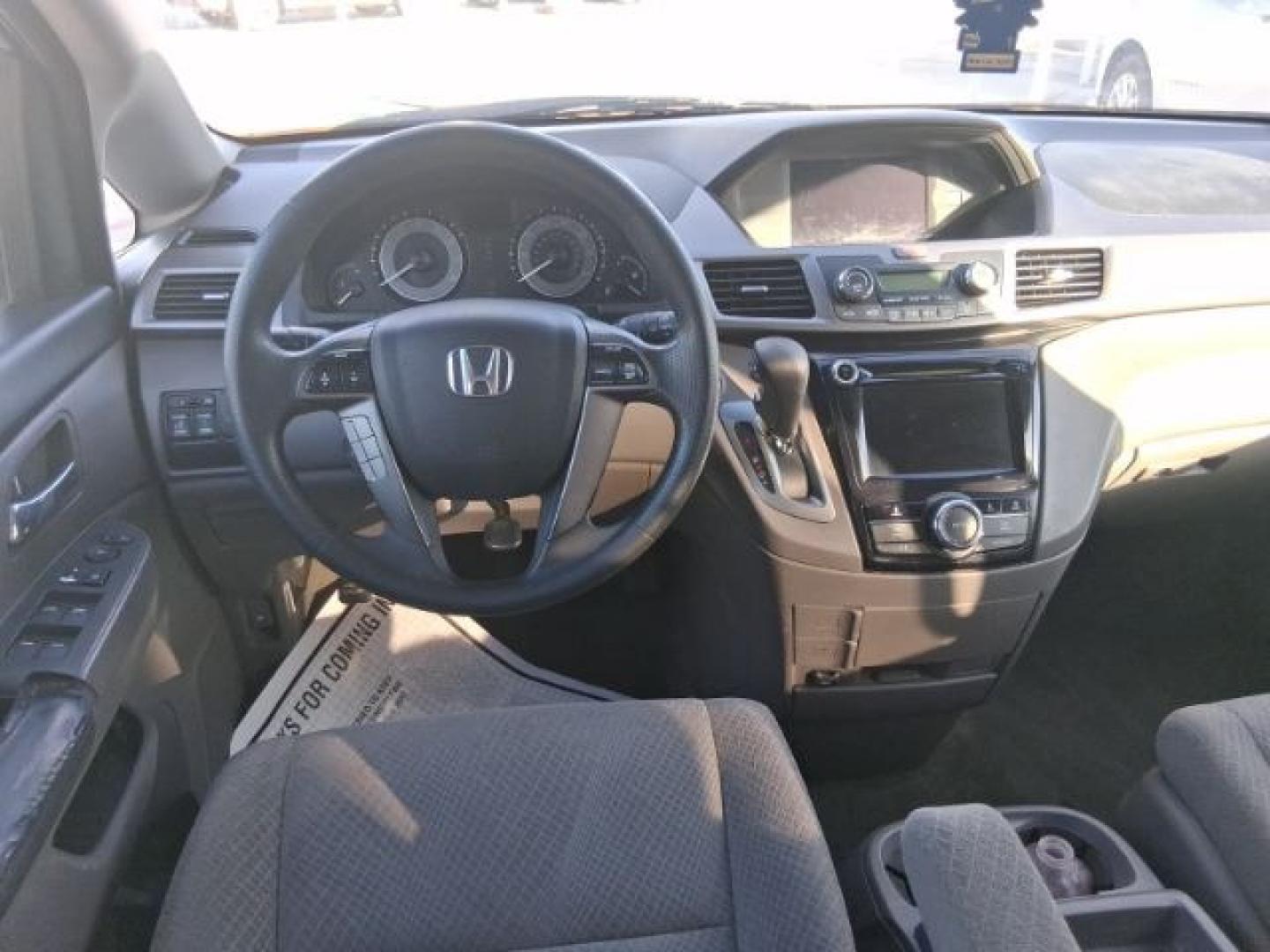 2015 Alabaster Silver Met /Gray Honda Odyssey EX (5FNRL5H49FB) with an 3.5L V-6 i-VTEC vari engine, Automatic transmission, located at 4545 Spencer Hwy., Pasadena, 77504, (832) 266-1645, 29.666037, -95.173775- Photo#3
