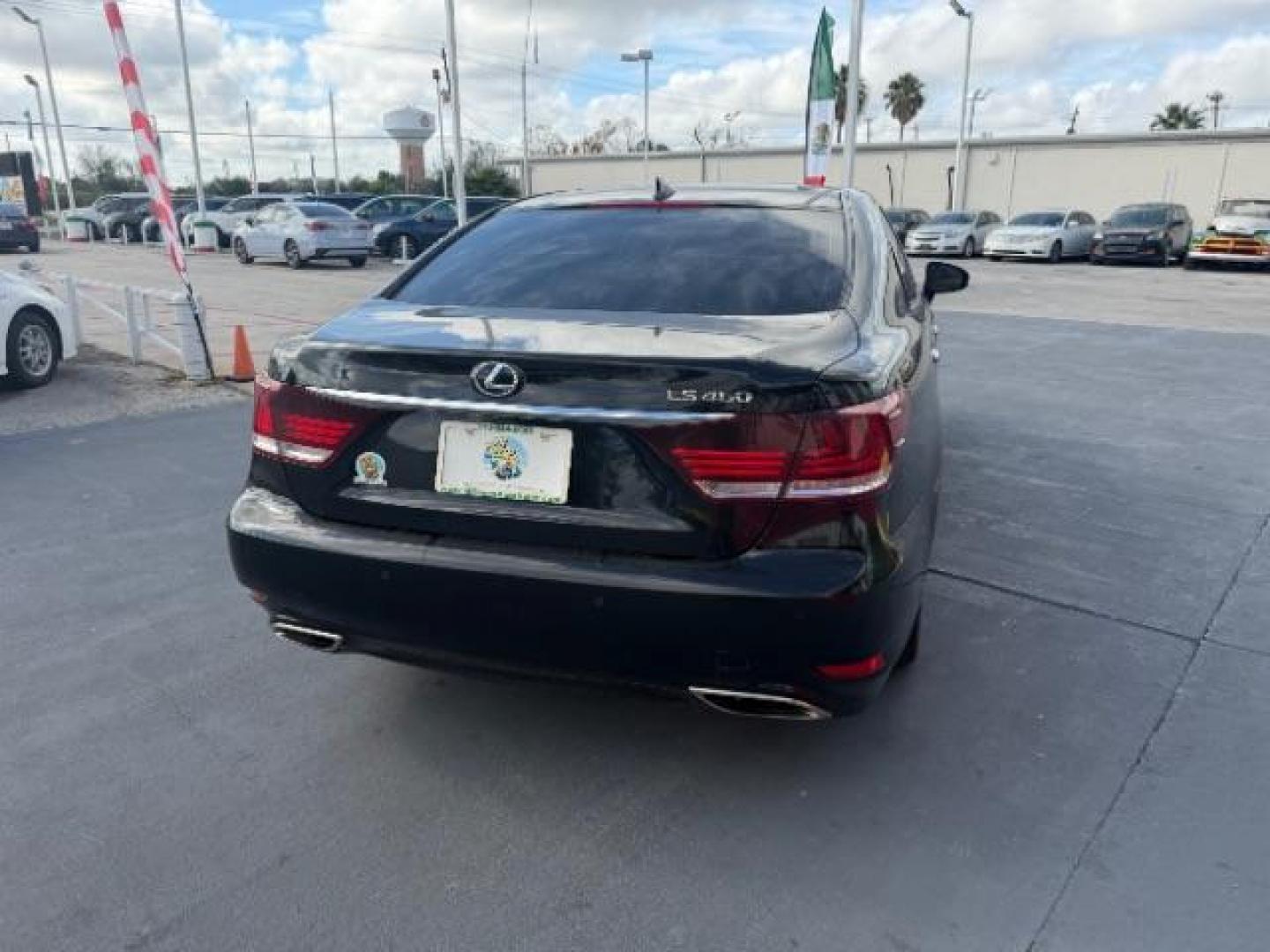 2014 BLACK /BLACK Lexus LS 460 LS460 (JTHBL5EFXE5) , located at 4545 Spencer Hwy., Pasadena, 77504, (832) 266-1645, 29.666037, -95.173775 - Photo#4