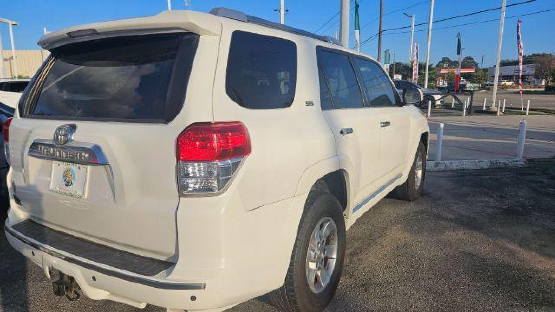 2010 Blizzard Pearl /Sand Beige Toyota 4Runner SR5 V6 | Limited V6 (JTEZU5JR5A5) with an 4L V-6 DOHC engine, located at 4545 Spencer Hwy., Pasadena, 77504, (832) 266-1645, 29.666037, -95.173775 - Photo#9
