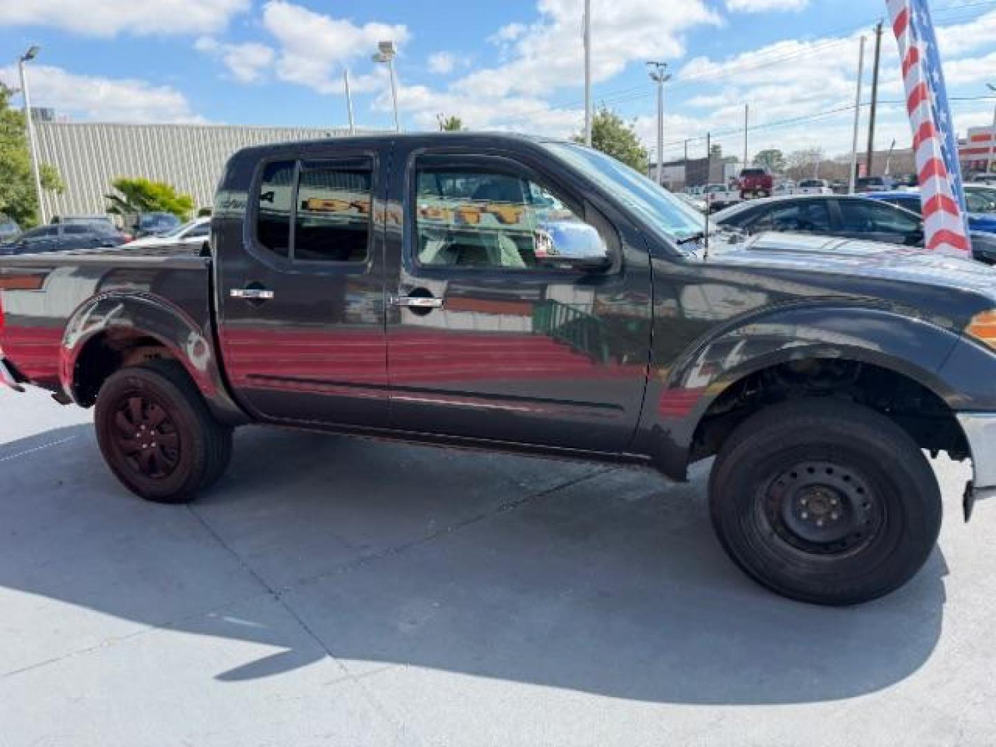 2011 Radiant Silver Nissan Frontier SV (1N6AD0ER5BC) with an VQ 4L V-6 DOHC engine, located at 4545 Spencer Hwy., Pasadena, 77504, (832) 266-1645, 29.666037, -95.173775 - Photo#3