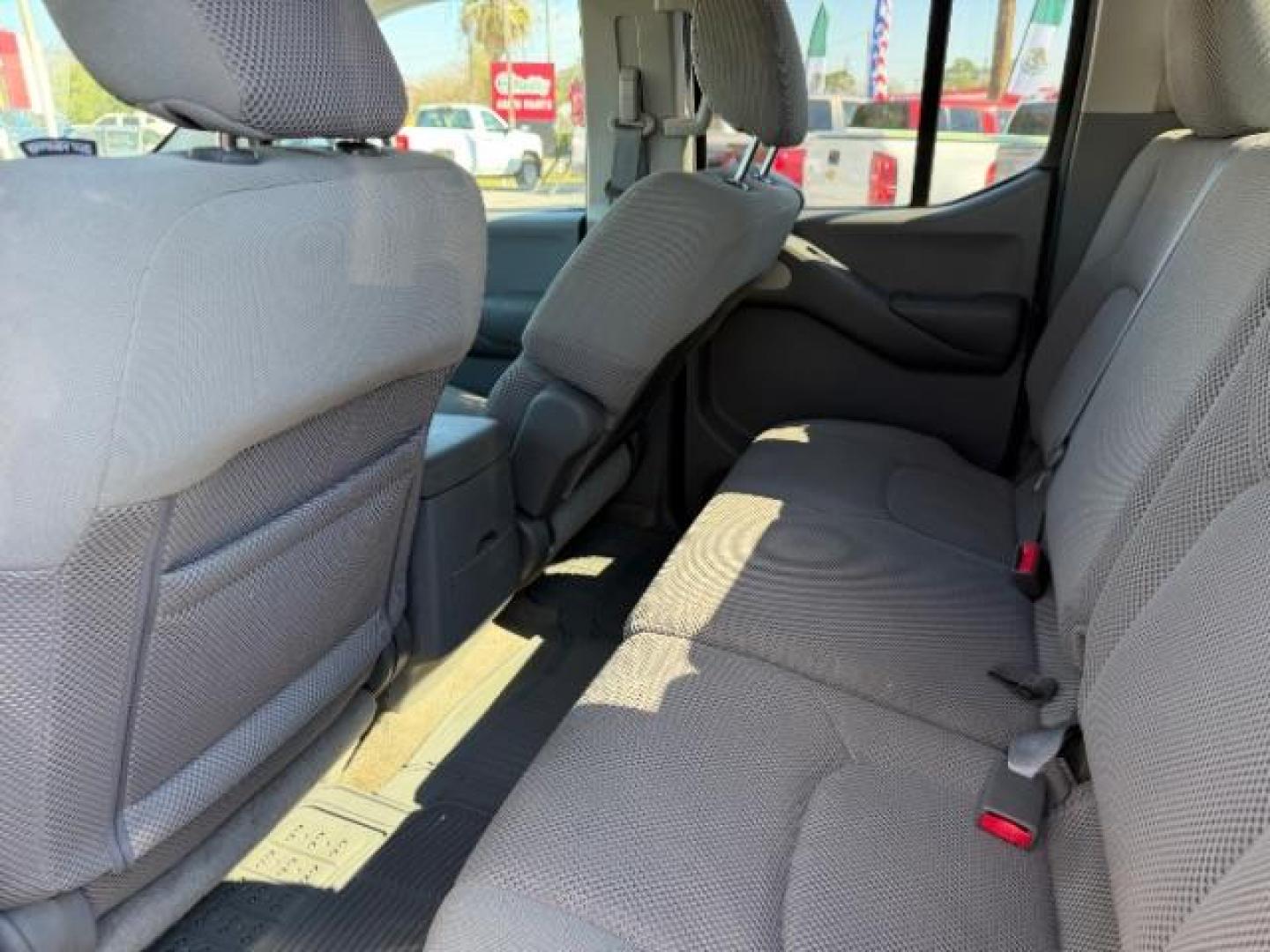 2011 Radiant Silver Nissan Frontier SV (1N6AD0ER5BC) with an VQ 4L V-6 DOHC engine, located at 4545 Spencer Hwy., Pasadena, 77504, (832) 266-1645, 29.666037, -95.173775 - Photo#7
