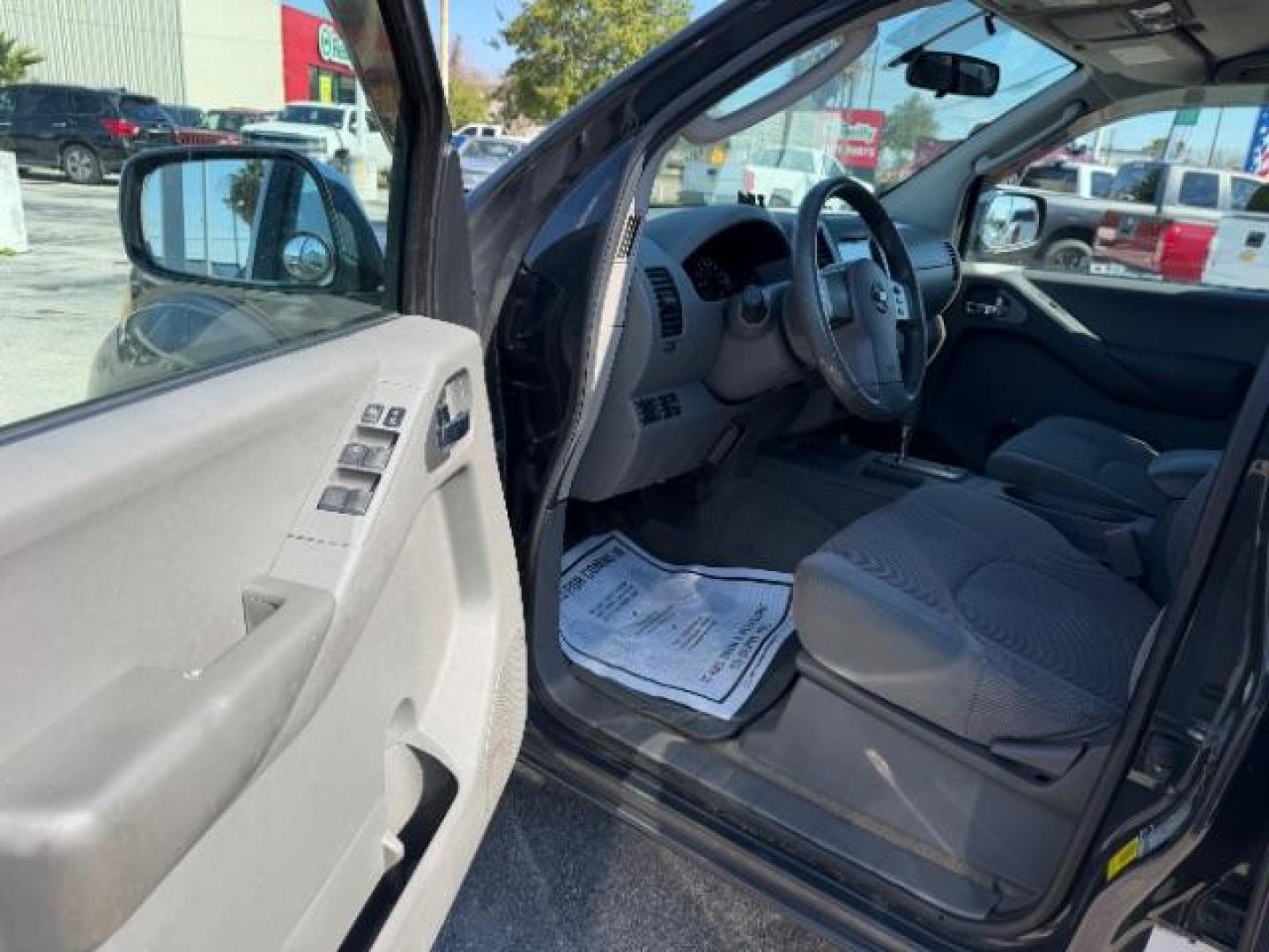 2011 Radiant Silver Nissan Frontier SV (1N6AD0ER5BC) with an VQ 4L V-6 DOHC engine, located at 4545 Spencer Hwy., Pasadena, 77504, (832) 266-1645, 29.666037, -95.173775 - Photo#10