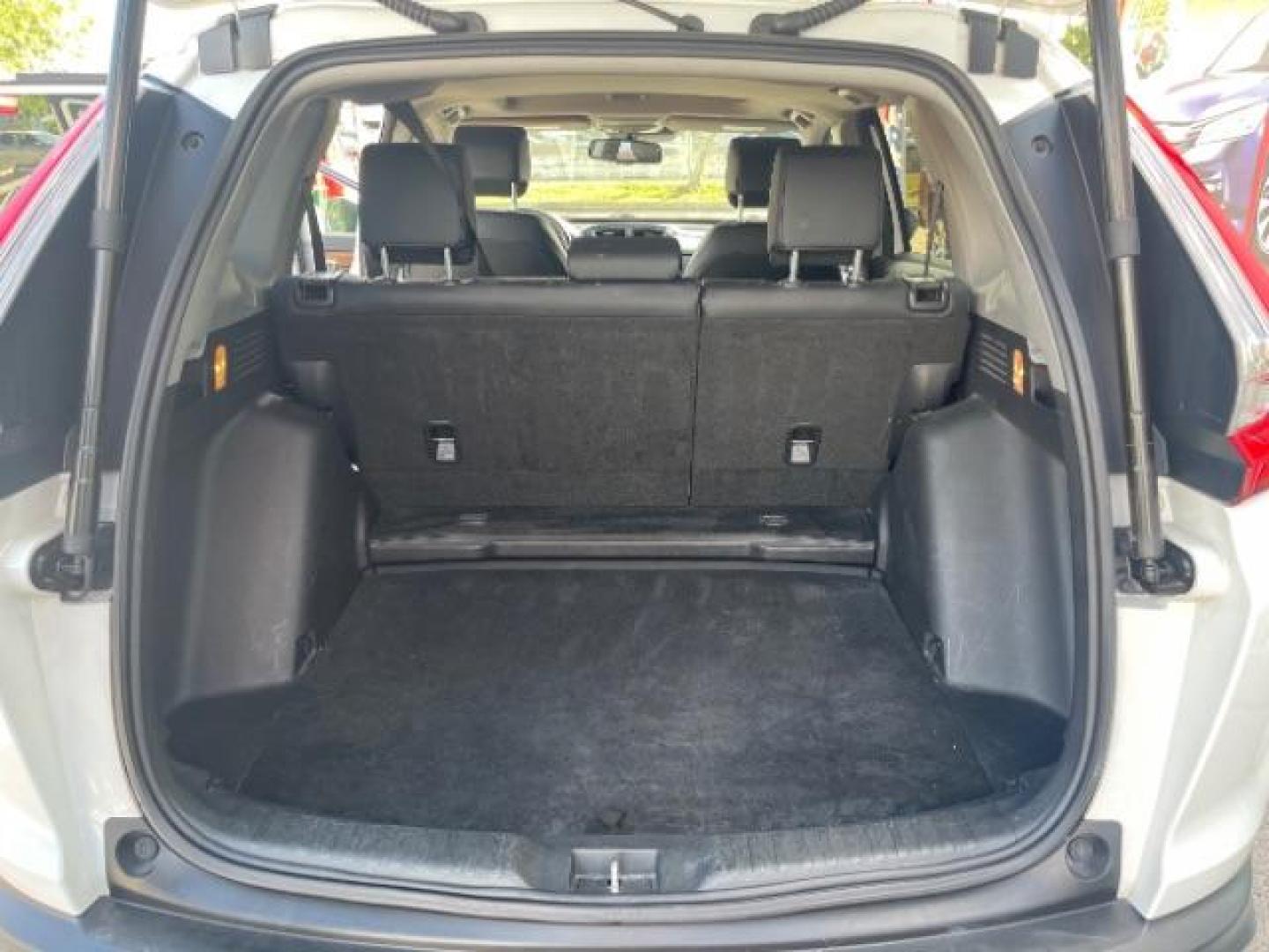 2019 Platinum White Pearl Honda CR-V EX-L (5J6RW1H89KA) with an 1.5L I-4 gasoline direct injection engine, located at 7935 Gulf Freeway, Houston, 77017, (832) 266-1645, 29.684393, -95.275665 - Photo#11