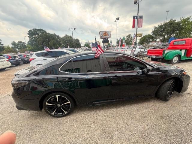 photo of 2018 Toyota Camry LE | SE | XLE | L