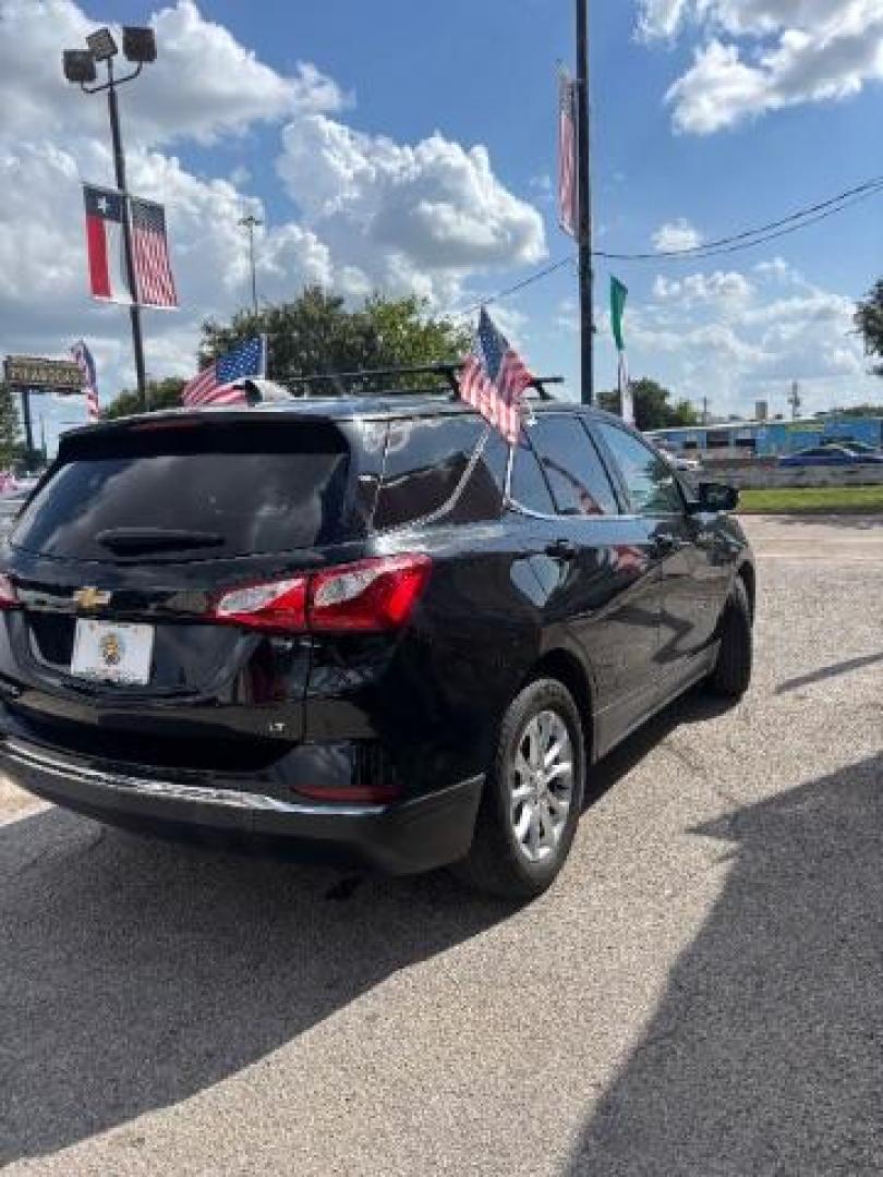 2018 Mosaic Black Metallic Chevrolet Equinox LT (2GNAXJEV6J6) with an 1.5L I-4 gasoline direct injection engine, located at 7935 Gulf Freeway, Houston, 77017, (832) 266-1645, 29.684393, -95.275665 - Photo#6