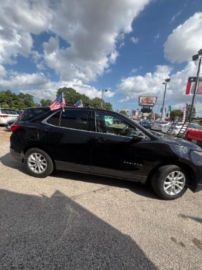 2018 Mosaic Black Metallic Chevrolet Equinox LT (2GNAXJEV6J6) with an 1.5L I-4 gasoline direct injection engine, located at 7935 Gulf Freeway, Houston, 77017, (832) 266-1645, 29.684393, -95.275665 - Photo#7