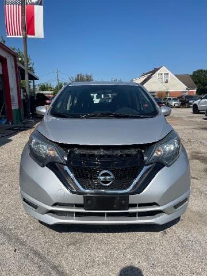 2017 Brilliant Silver Nissan Versa Note SV (3N1CE2CP6HL) with an 1.6L I-4 DOHC engine, located at 7935 Gulf Freeway, Houston, 77017, (832) 266-1645, 29.684393, -95.275665 - Photo#1