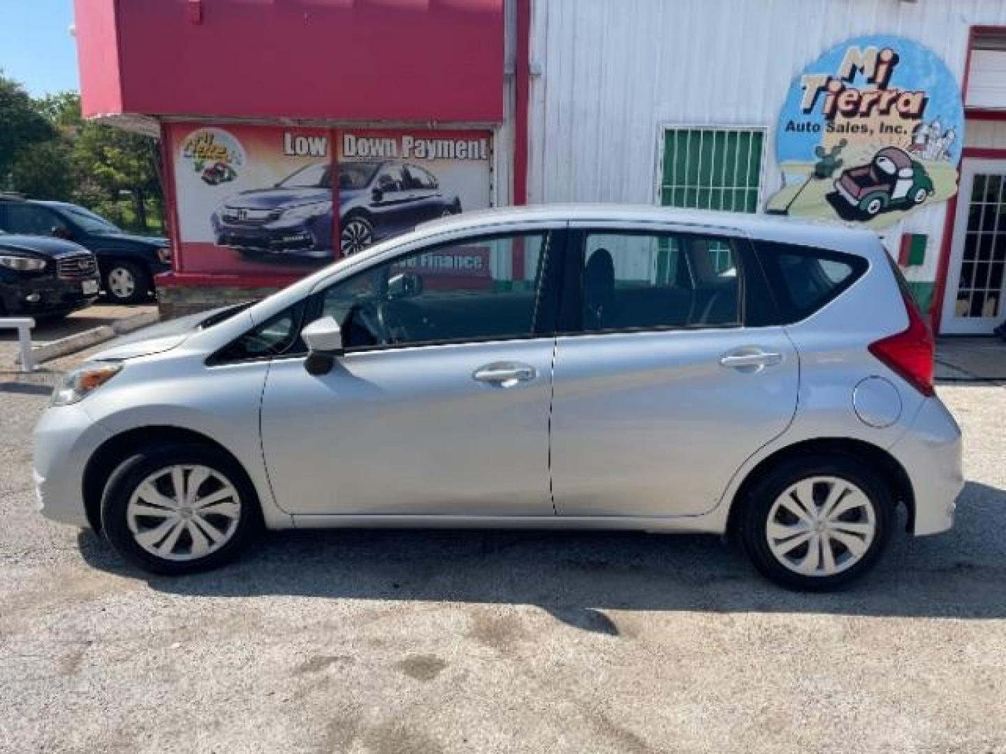 2017 Brilliant Silver Nissan Versa Note SV (3N1CE2CP6HL) with an 1.6L I-4 DOHC engine, located at 7935 Gulf Freeway, Houston, 77017, (832) 266-1645, 29.684393, -95.275665 - Photo#3