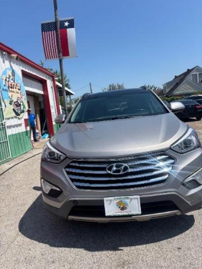 2014 Iron Frost Hyundai Santa Fe Limited (KM8SR4HFXEU) with an Lambda II 3.3L V-6 gasoline direct injection engine, located at 7935 Gulf Freeway, Houston, 77017, (832) 266-1645, 29.684393, -95.275665 - Photo#3