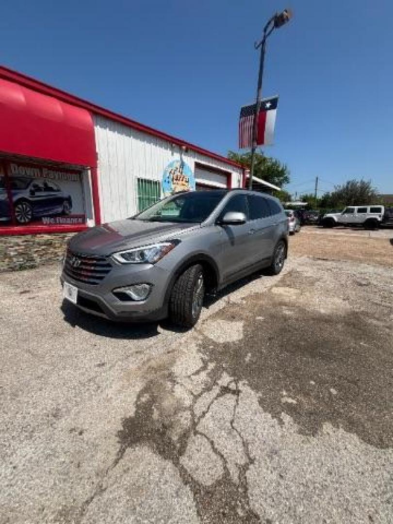 2014 Iron Frost Hyundai Santa Fe Limited (KM8SR4HFXEU) with an Lambda II 3.3L V-6 gasoline direct injection engine, located at 7935 Gulf Freeway, Houston, 77017, (832) 266-1645, 29.684393, -95.275665 - Photo#4