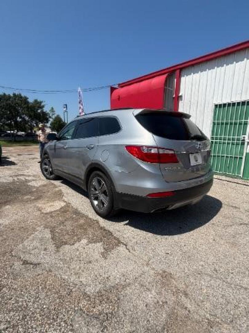 2014 Iron Frost Hyundai Santa Fe Limited (KM8SR4HFXEU) with an Lambda II 3.3L V-6 gasoline direct injection engine, located at 7935 Gulf Freeway, Houston, 77017, (832) 266-1645, 29.684393, -95.275665 - Photo#6