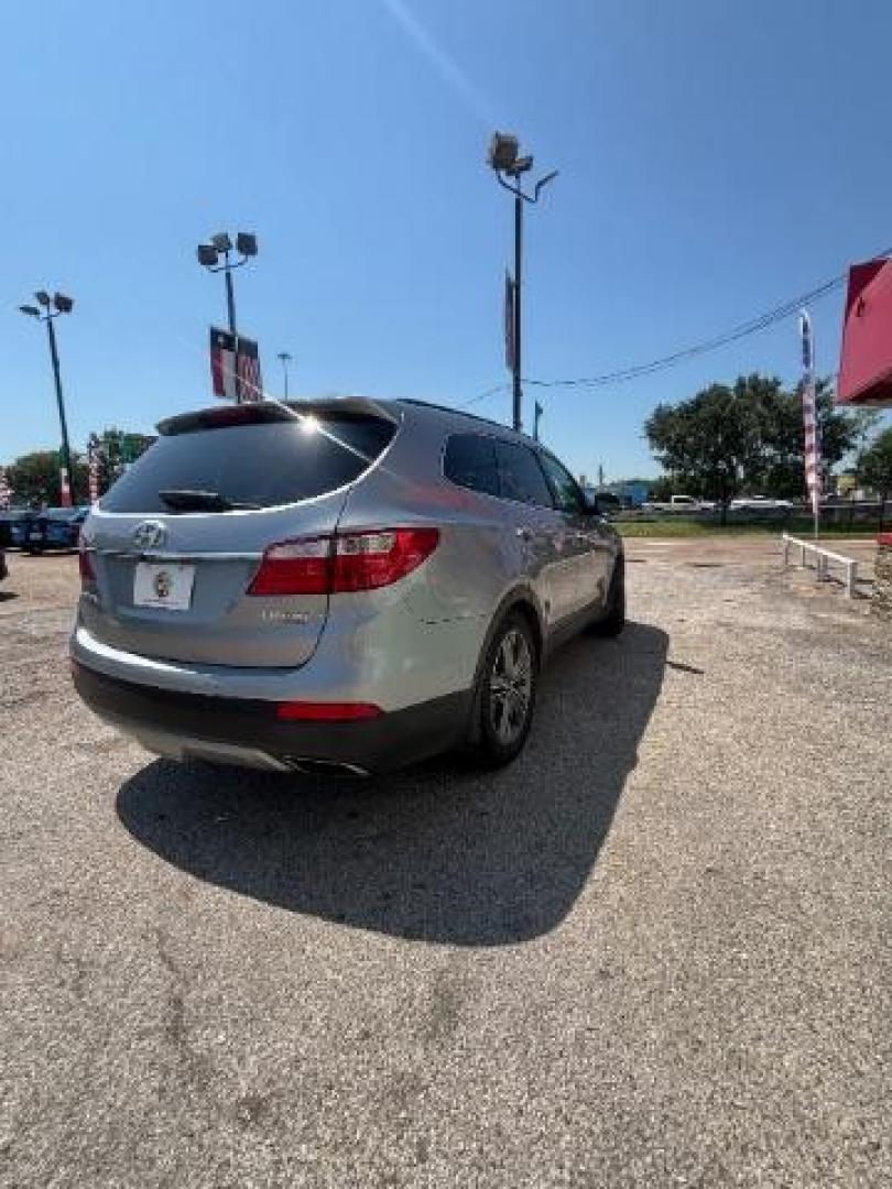 2014 Iron Frost Hyundai Santa Fe Limited (KM8SR4HFXEU) with an Lambda II 3.3L V-6 gasoline direct injection engine, located at 7935 Gulf Freeway, Houston, 77017, (832) 266-1645, 29.684393, -95.275665 - Photo#8