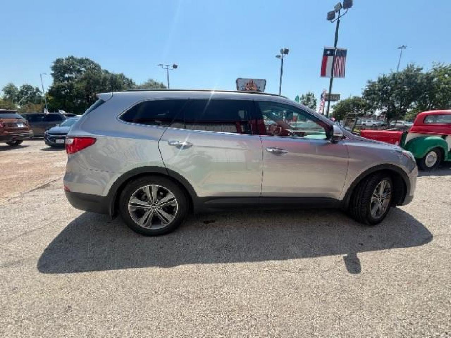 2014 Iron Frost Hyundai Santa Fe Limited (KM8SR4HFXEU) with an Lambda II 3.3L V-6 gasoline direct injection engine, located at 7935 Gulf Freeway, Houston, 77017, (832) 266-1645, 29.684393, -95.275665 - Photo#9