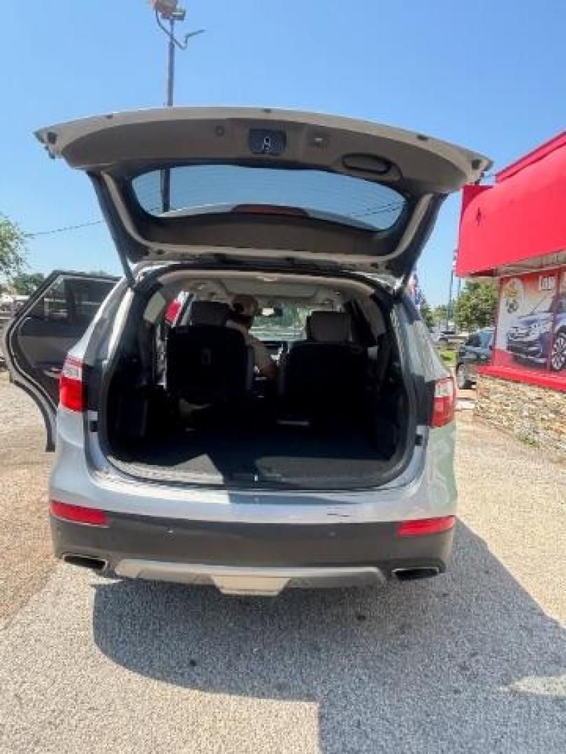 2014 Iron Frost Hyundai Santa Fe Limited (KM8SR4HFXEU) with an Lambda II 3.3L V-6 gasoline direct injection engine, located at 7935 Gulf Freeway, Houston, 77017, (832) 266-1645, 29.684393, -95.275665 - Photo#12