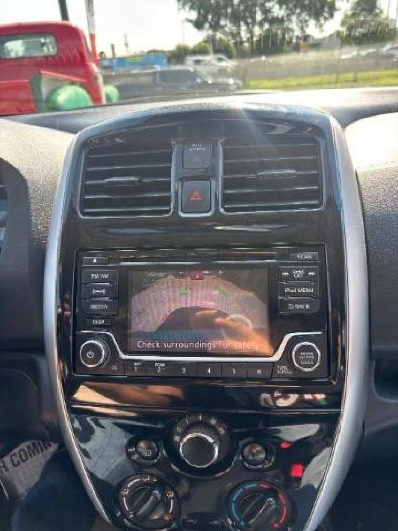 2014 Iron Frost Hyundai Santa Fe Limited (KM8SR4HFXEU) with an Lambda II 3.3L V-6 gasoline direct injection engine, located at 7935 Gulf Freeway, Houston, 77017, (832) 266-1645, 29.684393, -95.275665 - Photo#14