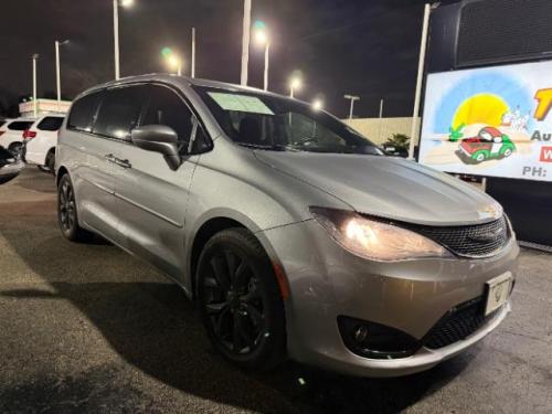2019 Chrysler Pacifica Touring Plus